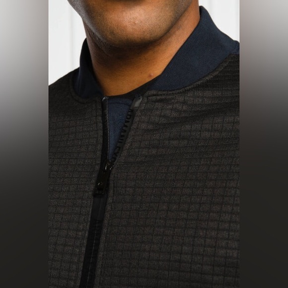 Armani Exchange Black Navy Full Zipper Sweatshirt 


STYLE: 6HZMAE ZJ8DZ - Picture 2 of 8